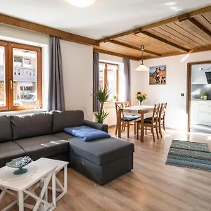 Neu! Sonnige Terrassen-ferienwohnung In Den Bergen Apartment